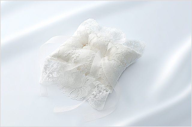 エクセルコダイヤモンドの特製リングピロー